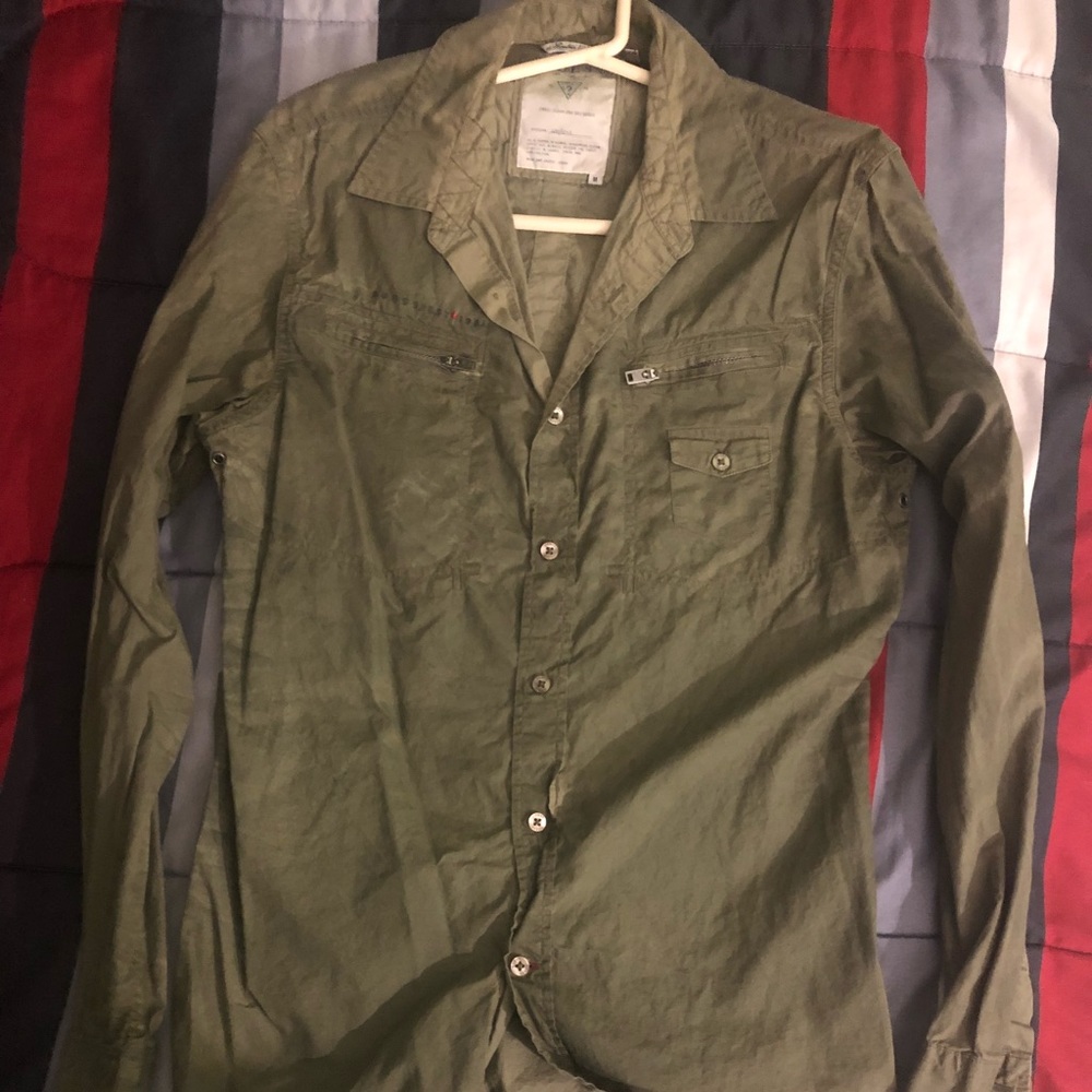 GUEES SHIRT